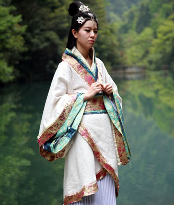 王昭君后裔王玉婷再現歷史經典 出演四大美女靜態電影