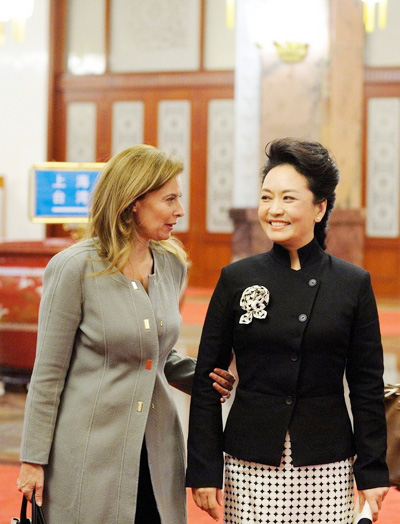 �з���һ���˕r��PK �������Ś��ʮ��