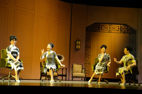 ���͜��ZԒ�������h(yu��n)����ѩ�G����݆�ݳ��A�M�ɹ�