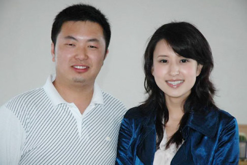 央視主持張蕾嫁50多歲鐵礦大亨王吉財 婚禮曝光