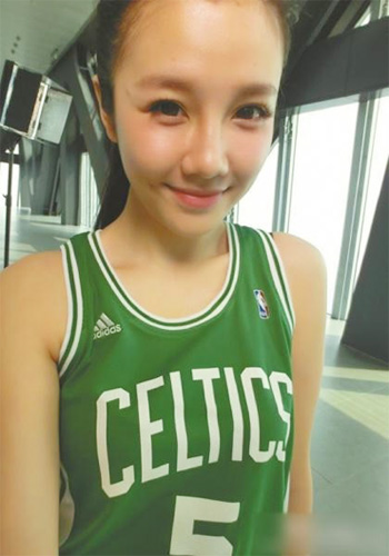 ��ҕ�����w��Ů���� ���e�������ӡ����Z����լ��Ů��