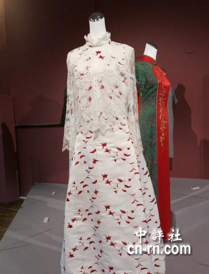 �_�������^�������r����չ�������g����������