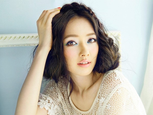 ����Ů������� �з����l�M�@OL��