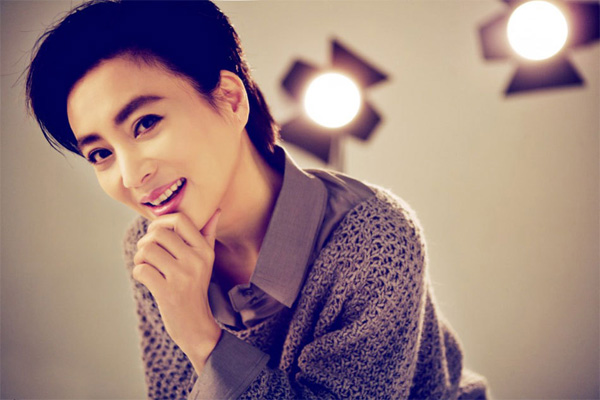 ������������Ů����Թ�D�����W����ϼ�Ě��|(zh��)