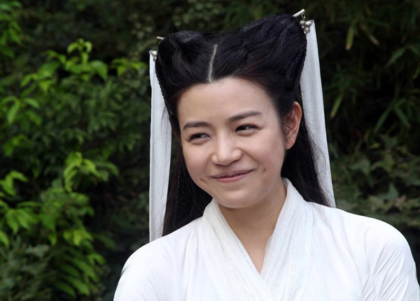 �����b�H�����ϣ��С��Ů����