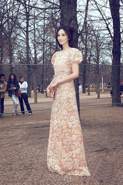 ����Ⱦ��^����Ů���ͻ�� ����4����ȱϯ�r�b��