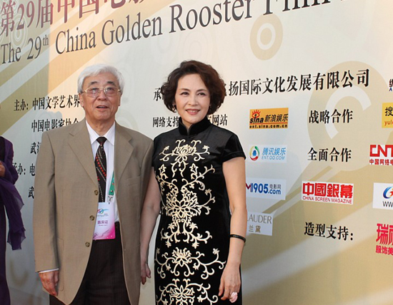 ���u�C���Y��Ļ �p��Ӱ���Ε�Ӣ�����b���F����