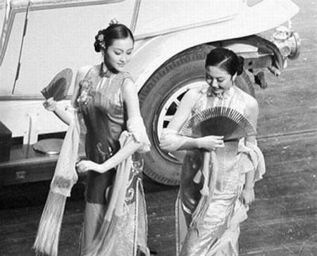 ����r�ڼ�Ů��Ҋ����Ƭ