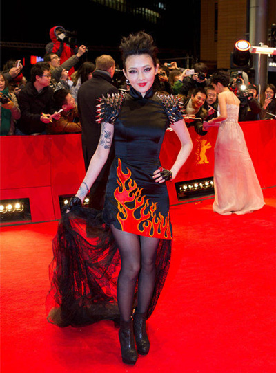 ���۴��ò����� ����������δ��ĵ��w