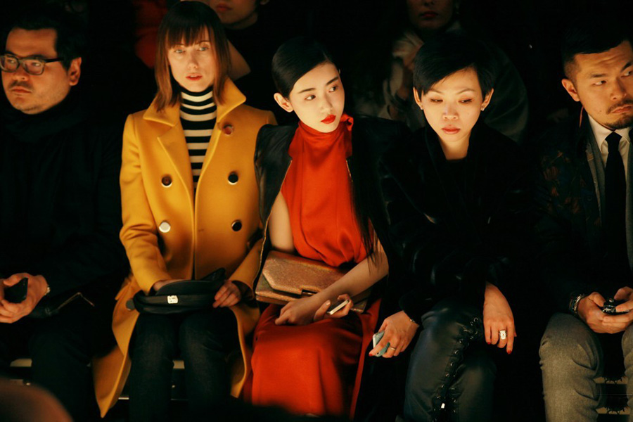 ����Է�tȹ������� �_�����m�r�b��֮��