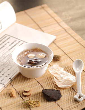 �|��Ů�����m�ϵĝh���o�w����