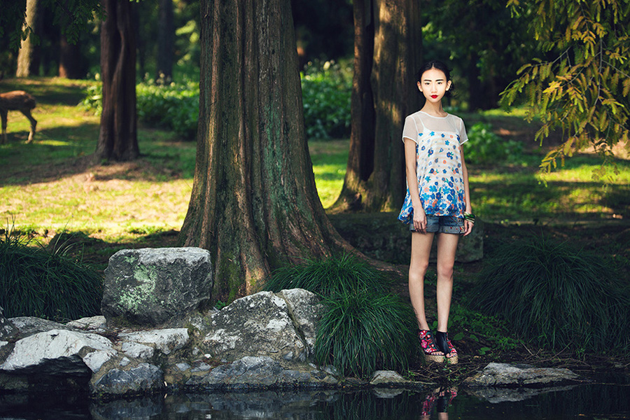 �Ѳ�������Ʒ���� ɭ����������L��