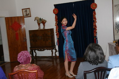 �v����ʹ�^Ů�⽻�������� ���[���y(t��ng)�����Ї���