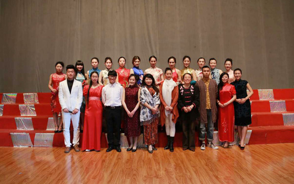 �����Ļ��MУ�@��� ���M���u�I���WԺ