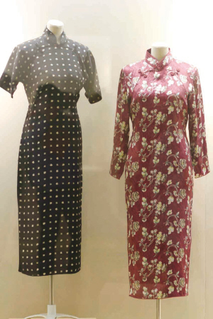 ���ϲ�������������չ��Ļ������A