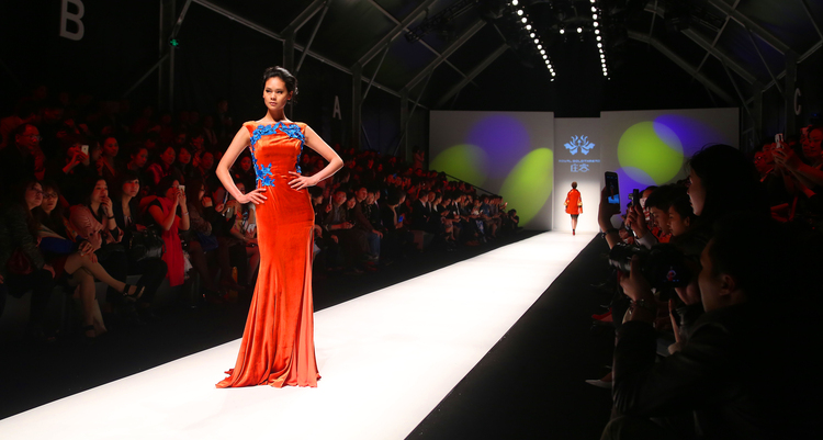 2014�Ϻ��ﶬ�r�b�� �f�ݵ��Ї�ʽ����