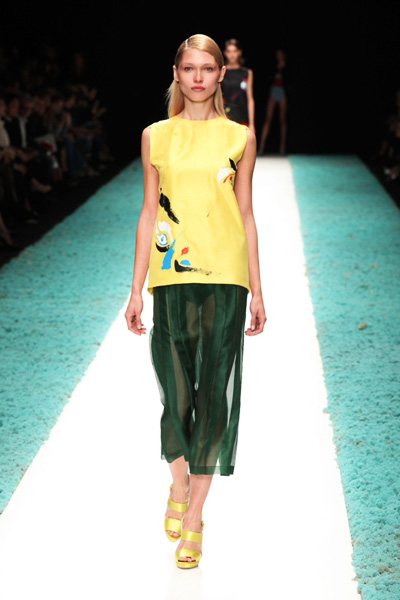 ���ˡ��2014����Ů�b ���@�|�����W��������