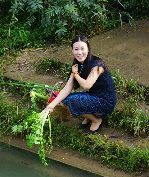 杭州旗袍沙龍:端午將至 穿上旗袍買艾葉