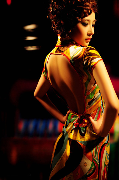 旗袍新娘怎么搭配更好看?