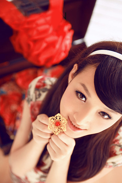 旗袍新娘怎么搭配更好看?