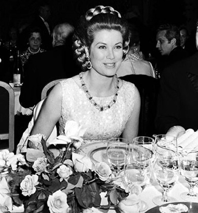 �vʷ���挍��Ħ�{���������ٽz