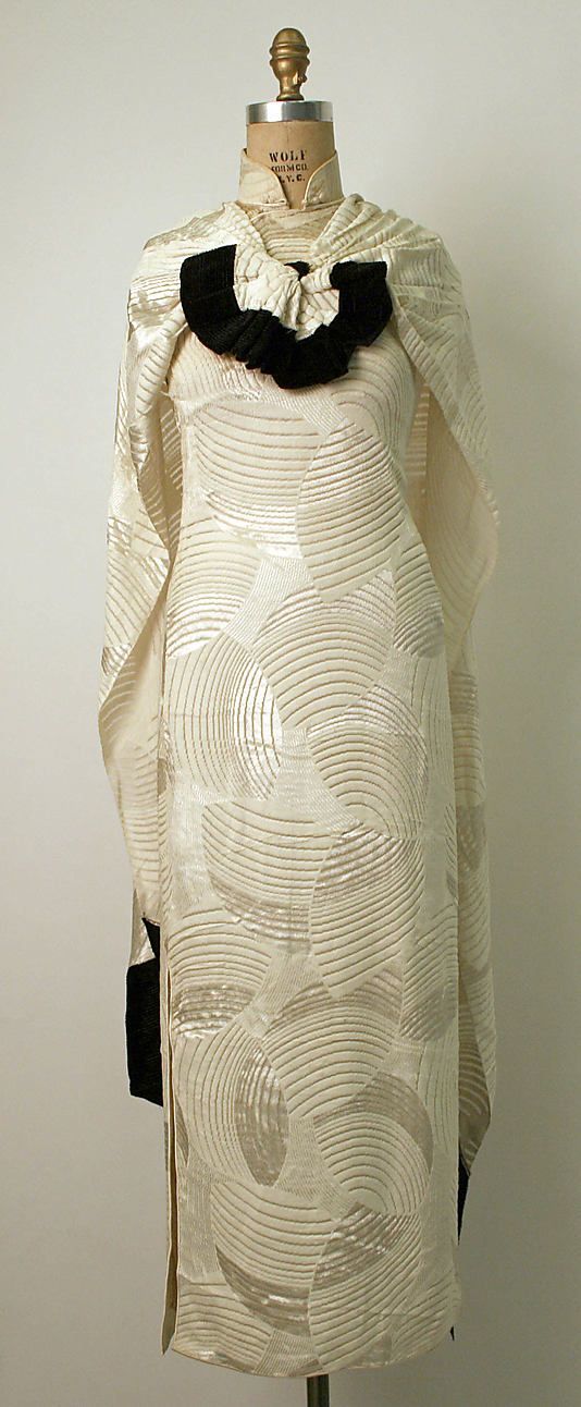 大都會藝術博物館收藏的中國旗袍