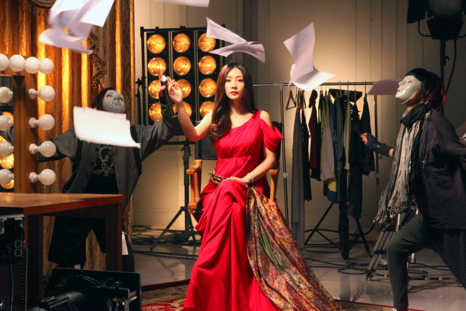 ���rѩ�w�tȹ�ďV�� �������G��Ů����