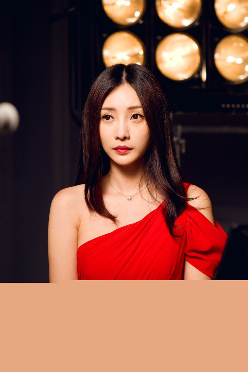 ���rѩ�w�tȹ�ďV�� �������G��Ů����