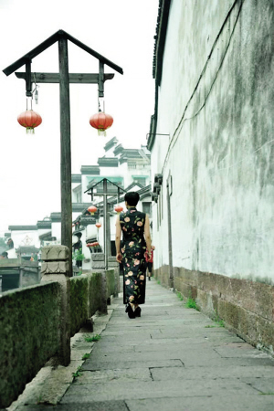 �������۽���A���D(zhu��n)��չʾ��ˇ�c�L��