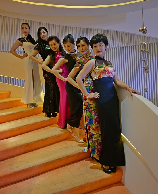 �F�ݽ�Ů�������� �Wҫ����֮ҹ