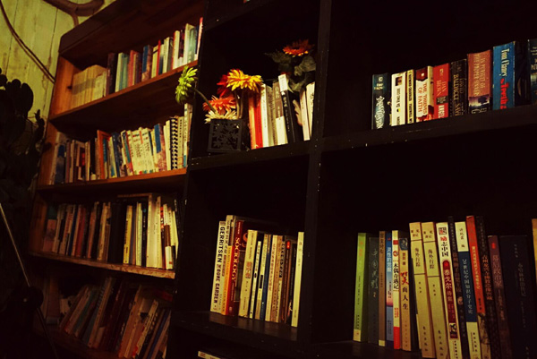 ��Խ���֮�Ϻ��f��