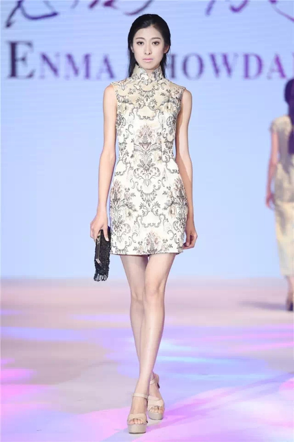 �����㵤��������2015���۰l(f��)����(hu��)