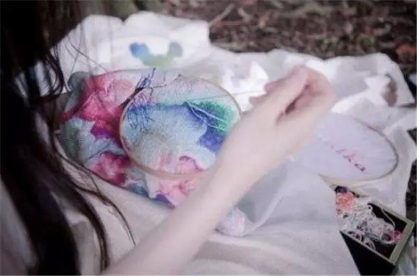 ���ģ��I�����K�C�cŮ��