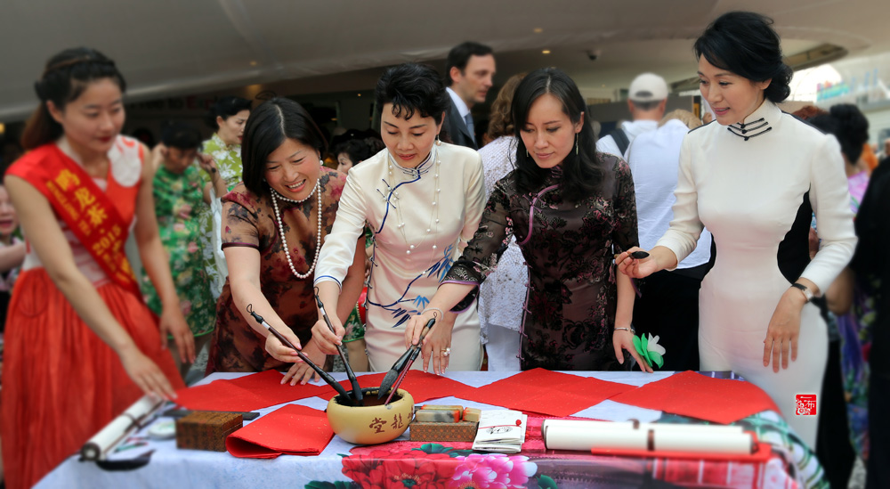 һ�����۾`�����m������