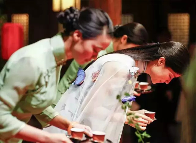 ����������Ҋ���ۡ�2015���m�����w�� �o��֮��