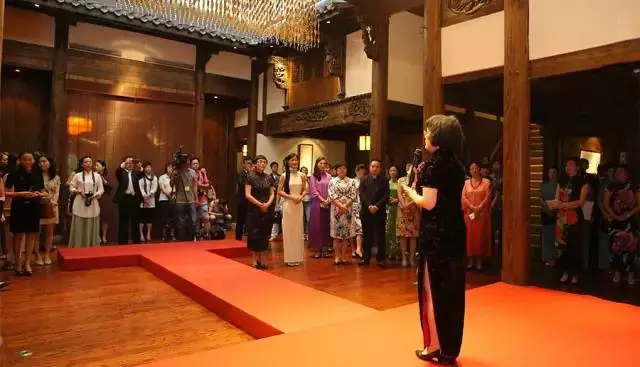 ����������Ҋ���ۡ�2015���m�����w�� �o��֮��