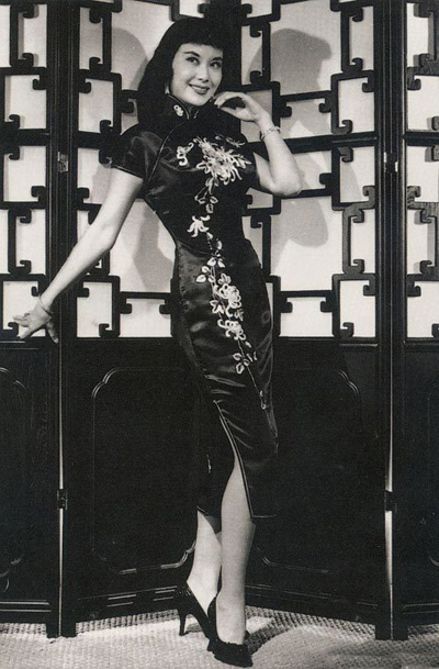 �L���f�N����r��������Ů��Ҋ��