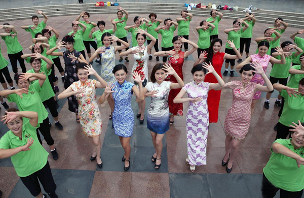 ɽ�|�L����Ů���������c��PK�V����