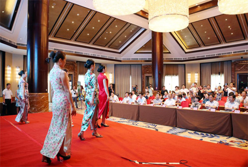 首屆“中國夢-旗袍夢-洽川夢”總決賽暨頒獎盛典在西安舉行