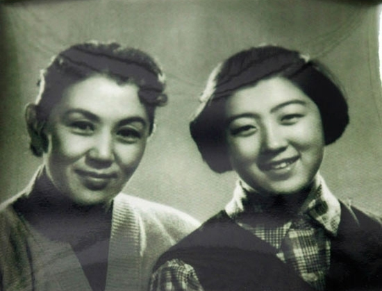 �Ϲ��������Ů��ҦҦ�Ĺ���