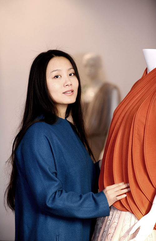 專訪APEC服裝設計師楚艷 解密“新中裝”煉成記