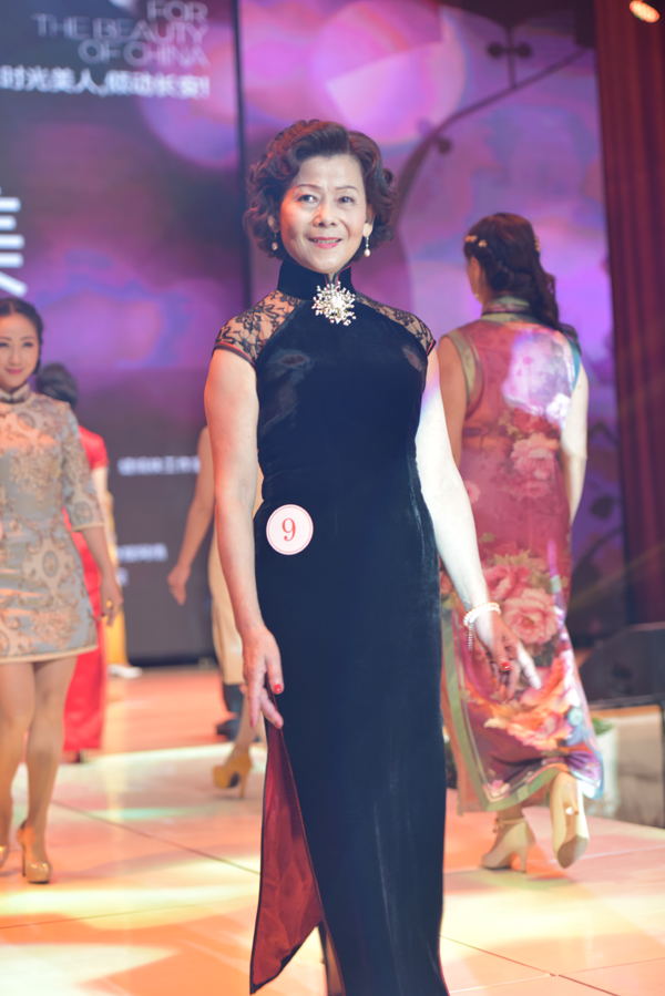 2015�����Ї����������p���˟o�g��69�q�O�ǷǊZ�ں�o�҂��Ć�ʾ