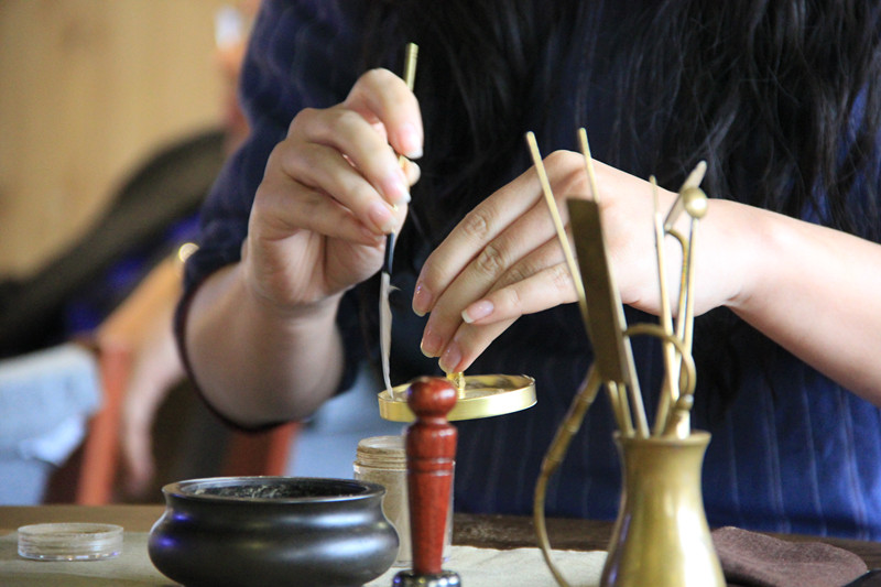 �A�ѕ����ڣ����ی�Ԓ���� ͵���������e