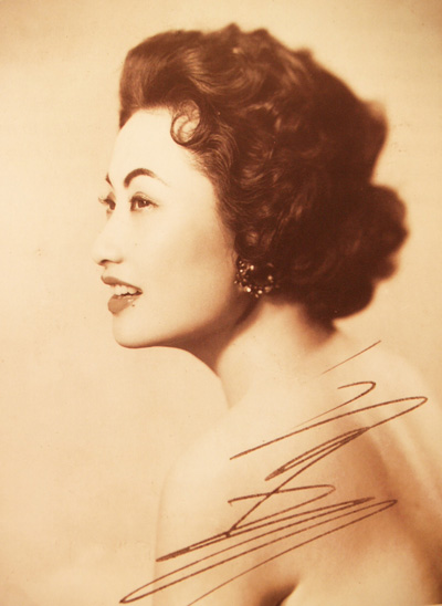 �y�����ˣ�����r�ڴ��Ϻ�����