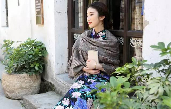 ���۴������� ׌��������������