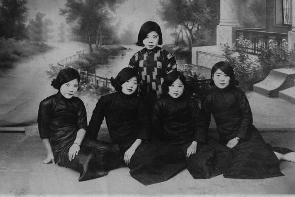 中國女性服飾百年變遷史:從禁錮走向開放