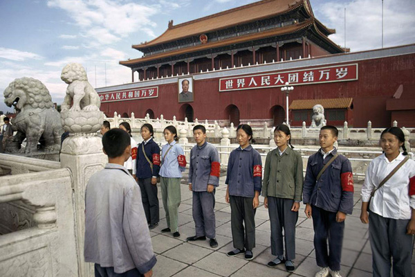 中國女性服飾百年變遷史:從禁錮走向開放