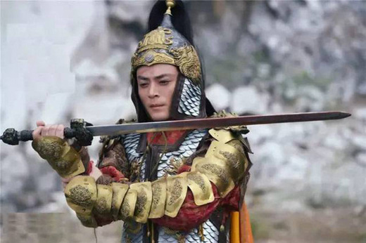 ���ح���������һ�����崩�����ϵ�����