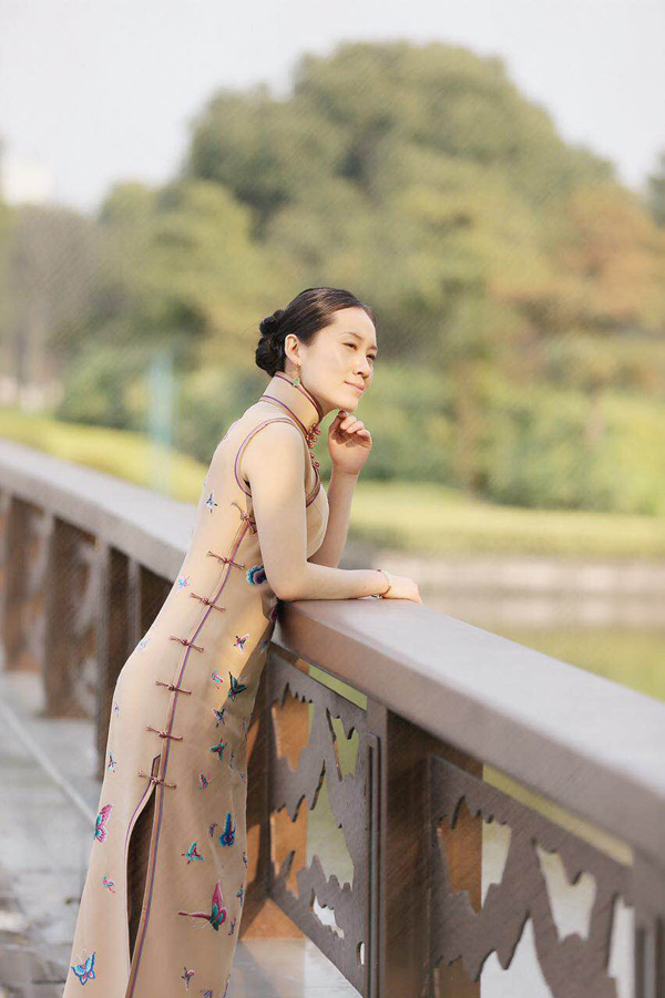 �Ϻ�һ�����ە��^