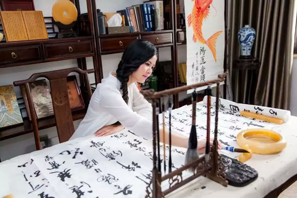 荊門敬禮行旗袍成衣體驗店